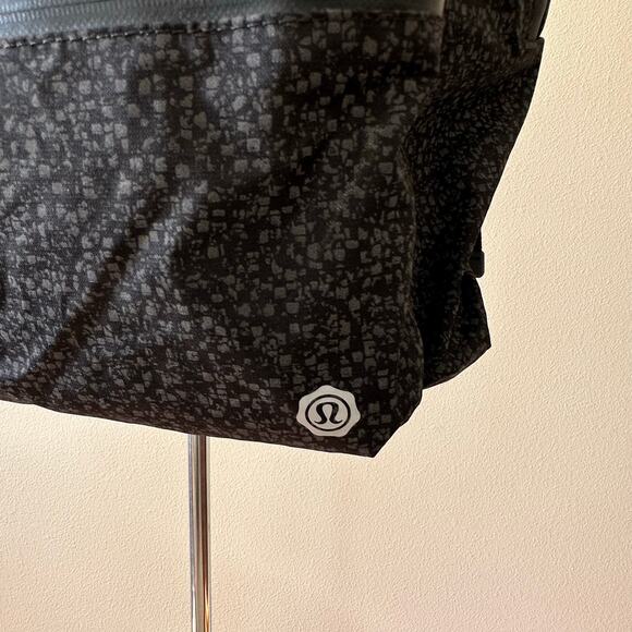 Lululemon 2018 Seawheeze Mainstay Reflective Backpack Rare & Limited Edition main image 5